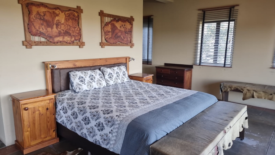 6 Bedroom Property for Sale in Merryhill Eastern Cape